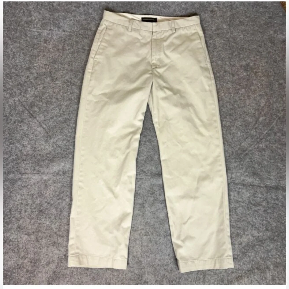 Banana Republic Mens Pants
33x34, Khaki Straight Dress
Career Casual Pockets - Picture 1 of 8